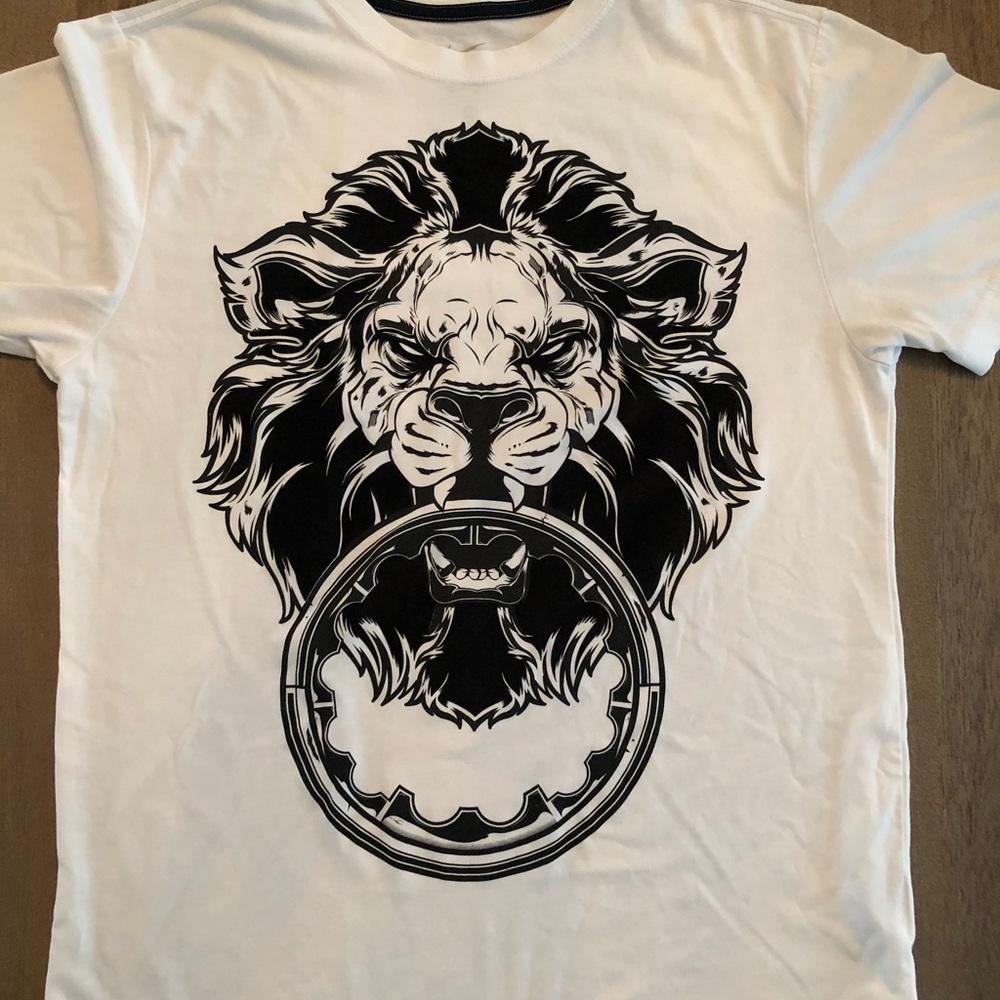 Nike - LeBron James - Kings Crown - dri fit shirts